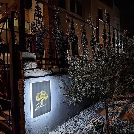 Апартаменты Elia Old Town